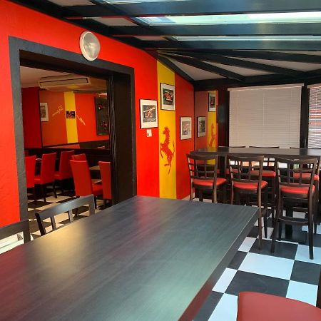 Hotel Le Cosy Pont-de-Cheruy Экстерьер фото