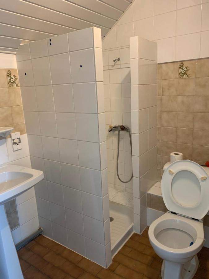 Hotel Le Cosy Pont-de-Cheruy Экстерьер фото