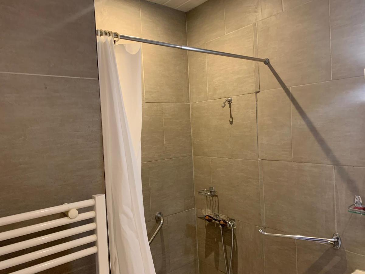 Hotel Le Cosy Pont-de-Cheruy Экстерьер фото