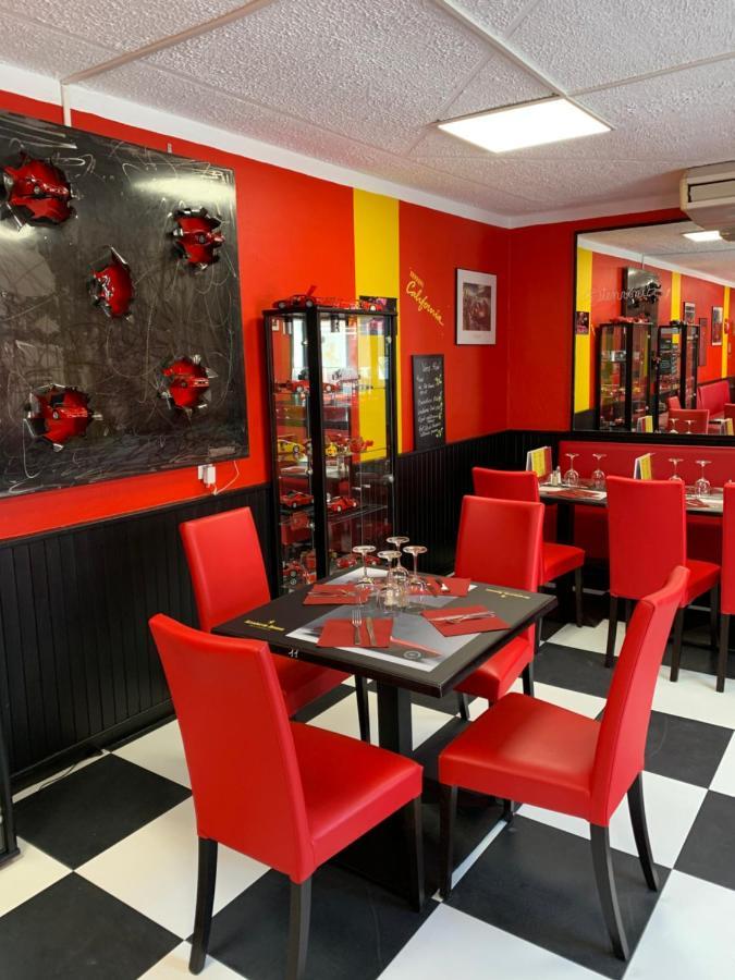 Hotel Le Cosy Pont-de-Cheruy Экстерьер фото