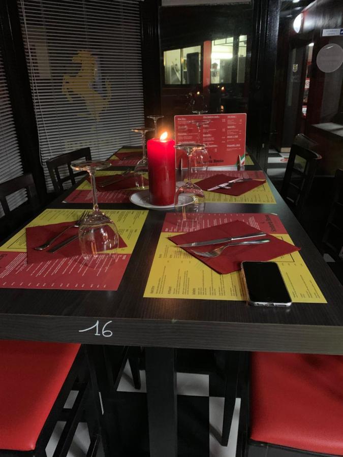 Hotel Le Cosy Pont-de-Cheruy Экстерьер фото