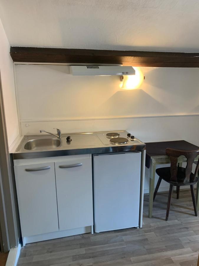 Hotel Le Cosy Pont-de-Cheruy Экстерьер фото