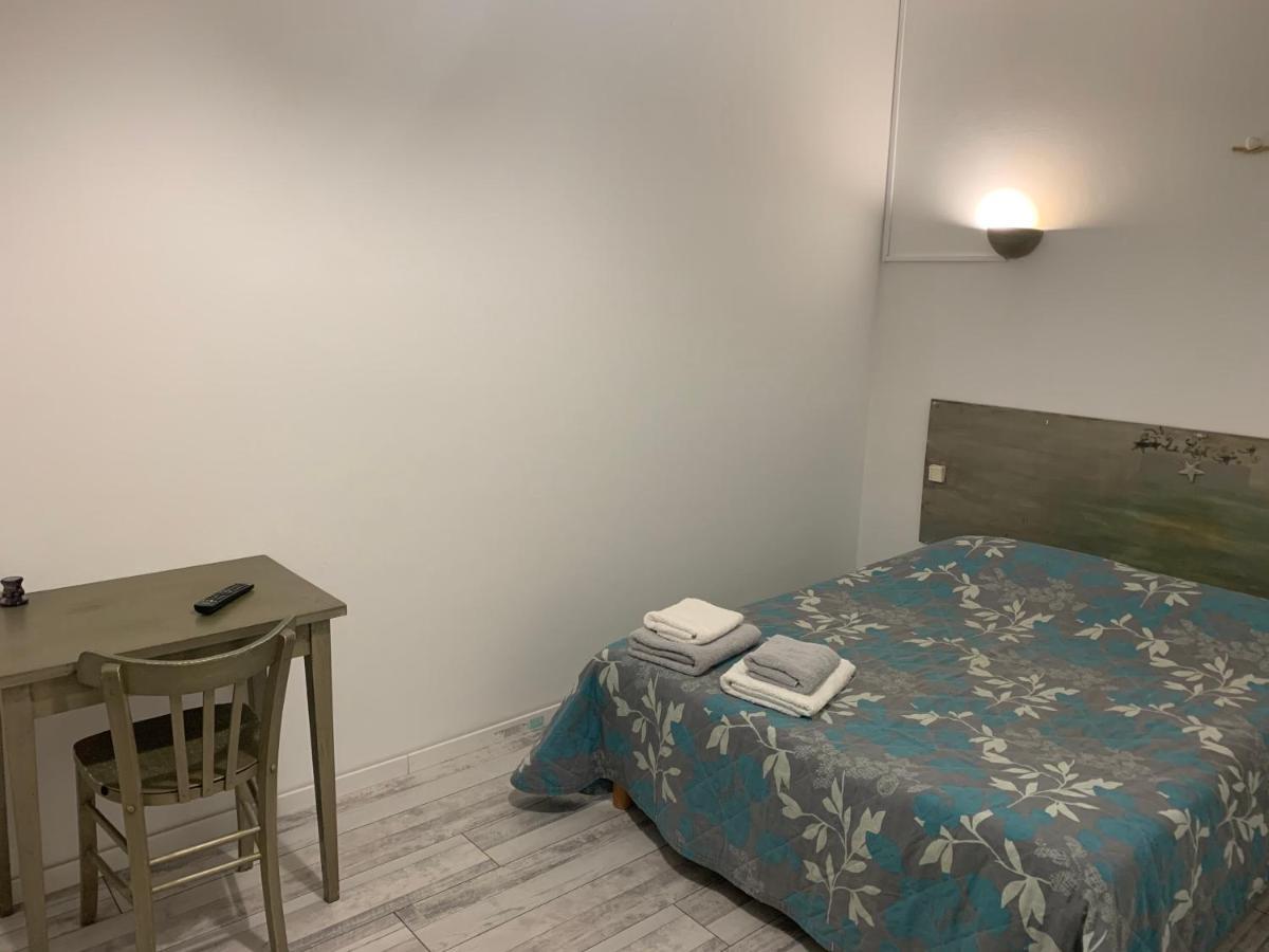 Hotel Le Cosy Pont-de-Cheruy Экстерьер фото