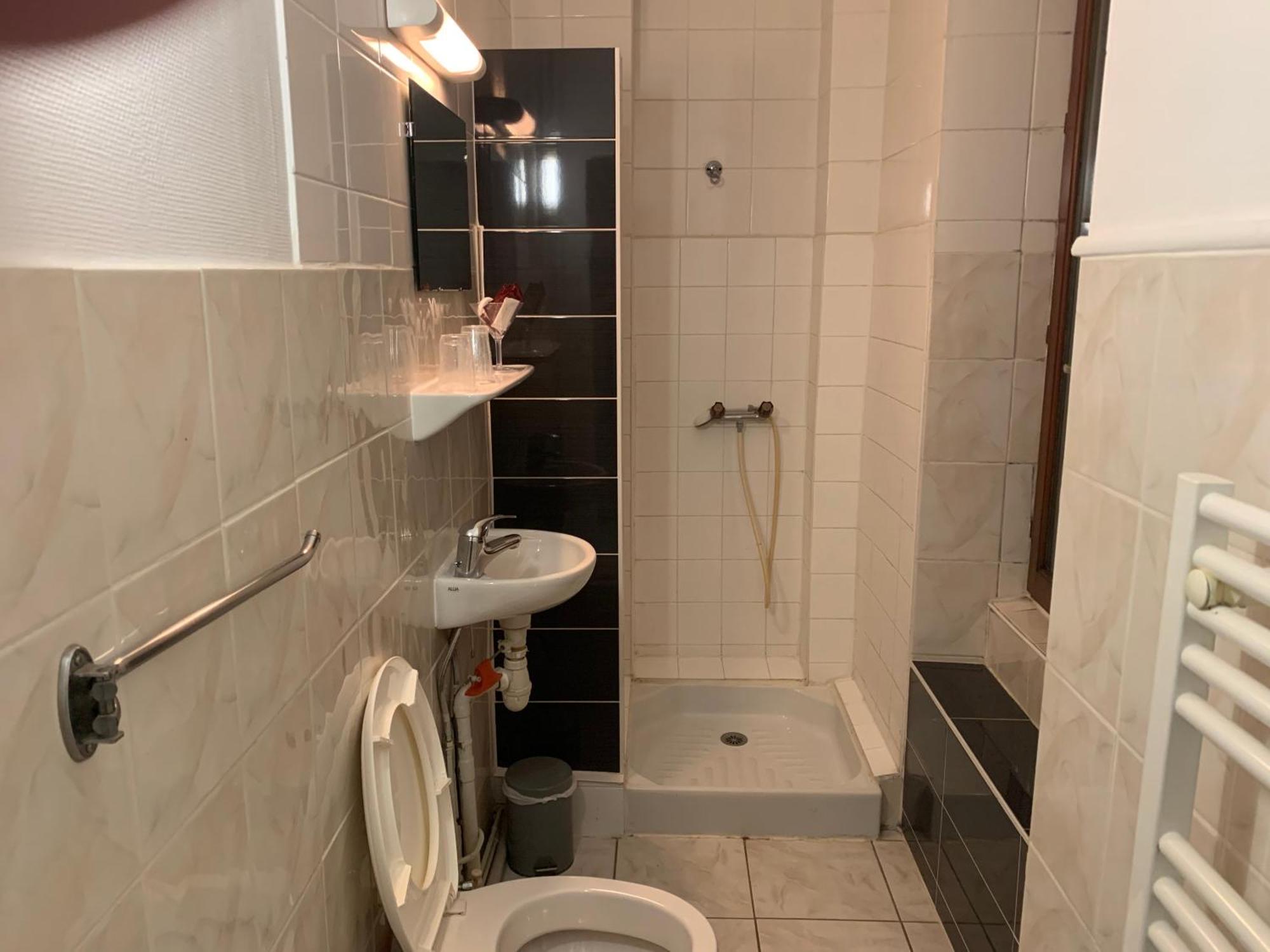 Hotel Le Cosy Pont-de-Cheruy Экстерьер фото