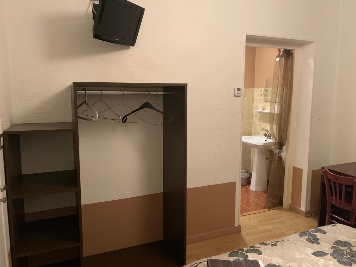 Hotel Le Cosy Pont-de-Cheruy Экстерьер фото